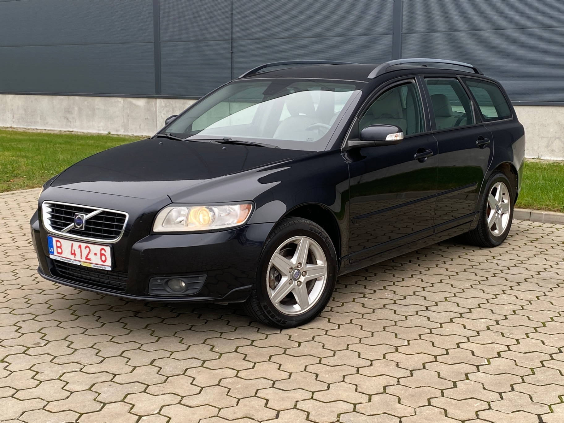 Volvo V50 2008 — lietots auto pārdošanā PrimaFinance